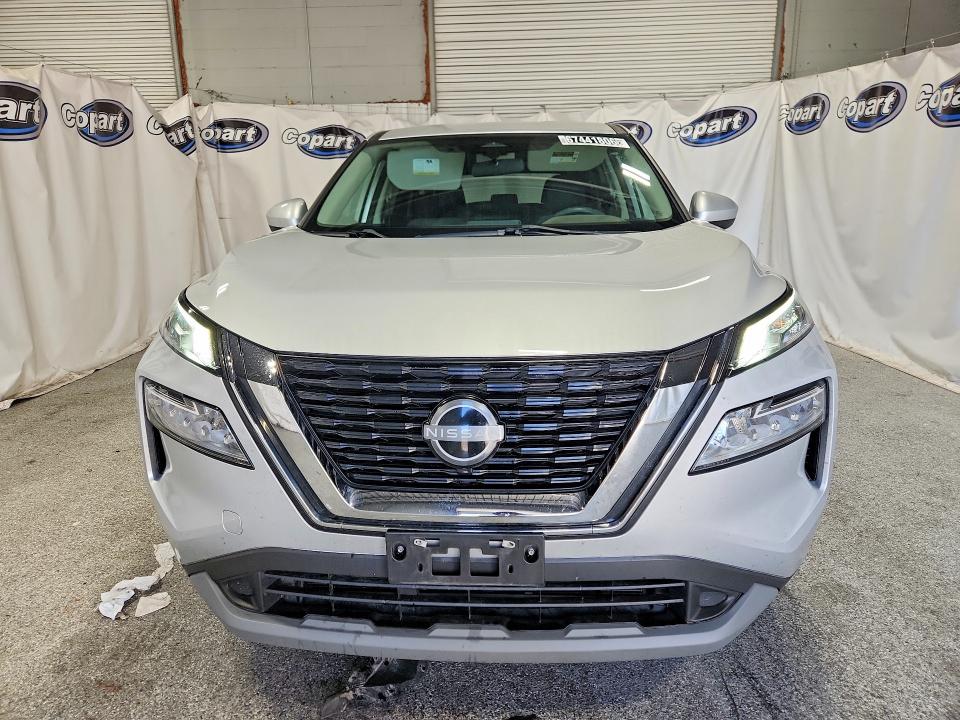 67441806 :رقم المزاد ، 5N1BT3BB9PC793397 vin ، 2023 Nissan Rogue مزاد بيع