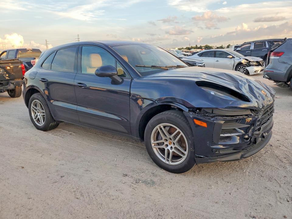 Продажа на аукционе авто 2021 Porsche Macan, vin: WP1AA2A55MLB13467, номер лота: 71442426