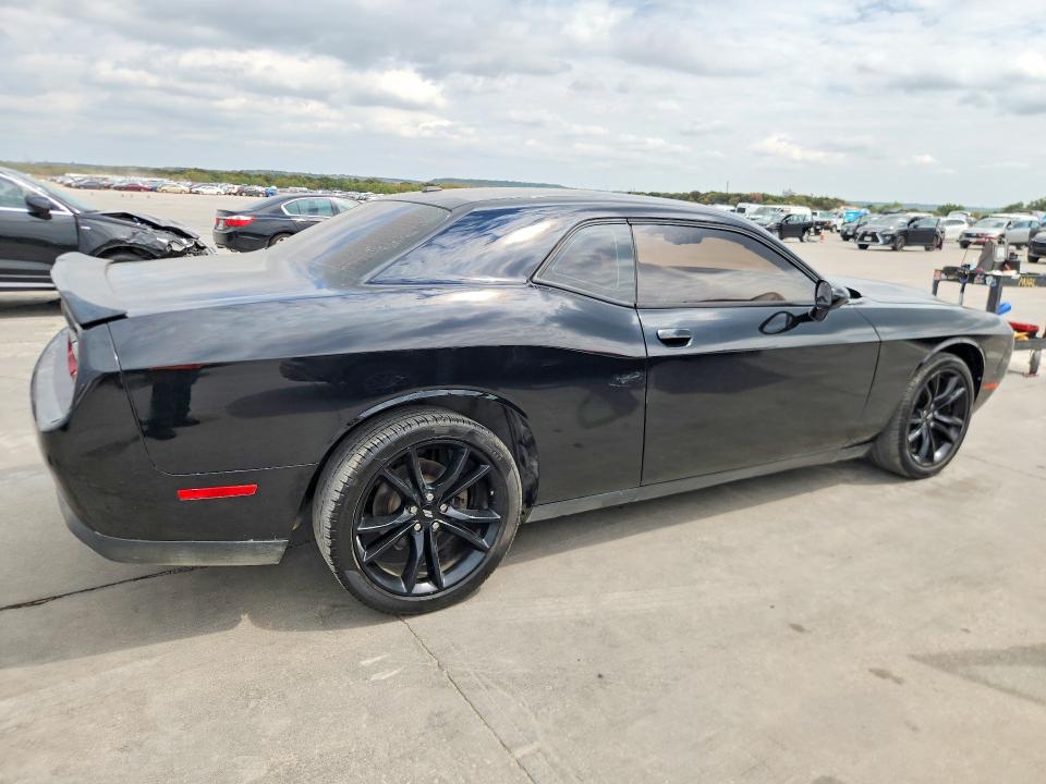 67729196 :رقم المزاد ، 2C3CDZAG0JH132498 vin ، 2018 Dodge Challenger مزاد بيع