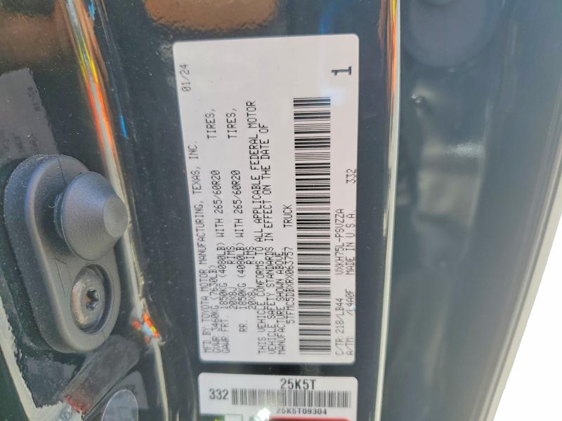 Продажа на аукционе авто 2024 Toyota Tundra, vin: 5TFMC5DBXRX063757, номер лота: 67564756