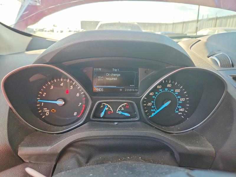 2015 Ford Escape მანქანა იყიდება აუქციონზე, vin: 1FMCU0J9XFUB18696, აუქციონის ნომერი: 68356766