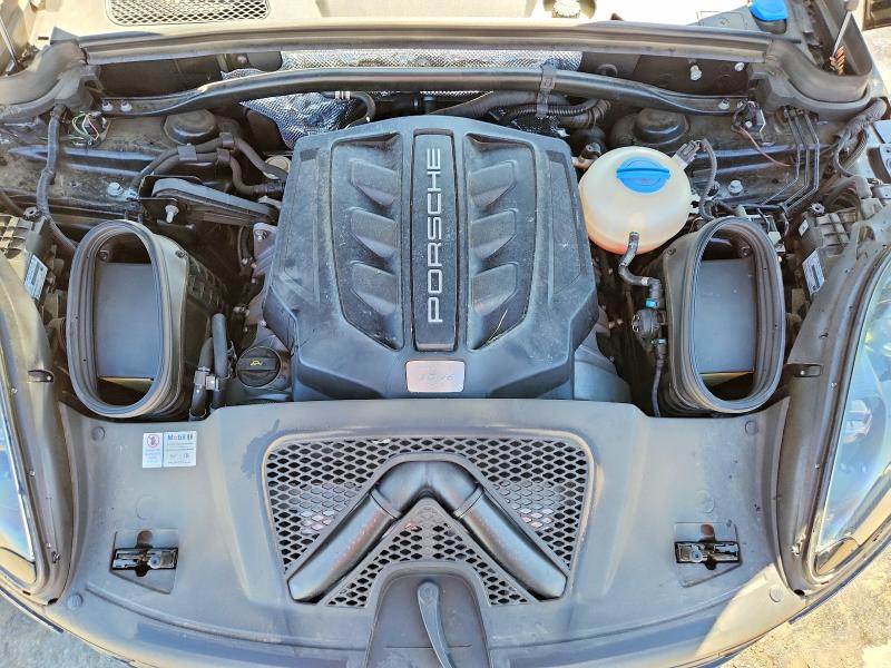67314856 :رقم المزاد ، WP1AG2A56JLB61442 vin ، 2018 Porsche Macan مزاد بيع