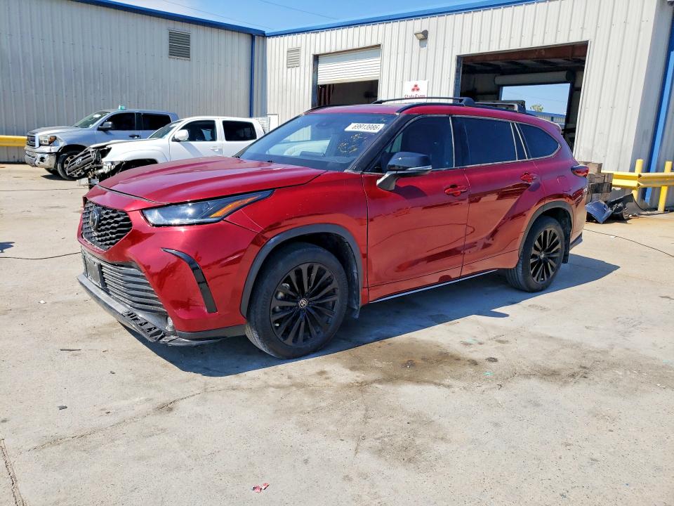 Продаж на аукціоні авто 2023 Toyota Highlander, vin: 5TDKDRAH5PS513810, номер лоту: 69913986