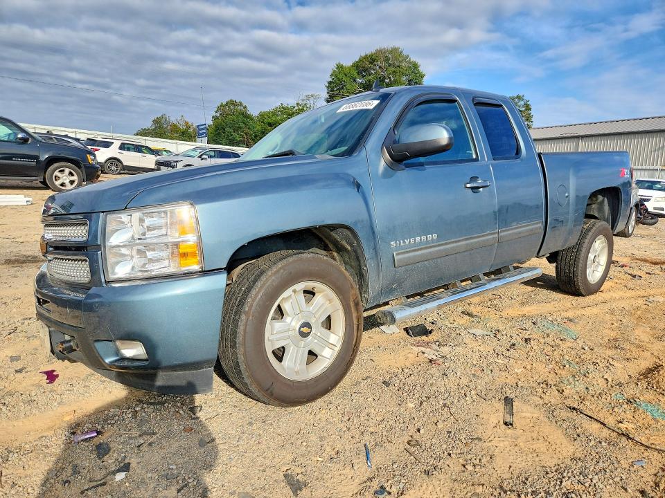 2013 Chevrolet Silverado მანქანა იყიდება აუქციონზე, vin: 1GCRKTE79DZ351595, აუქციონის ნომერი: 68862086