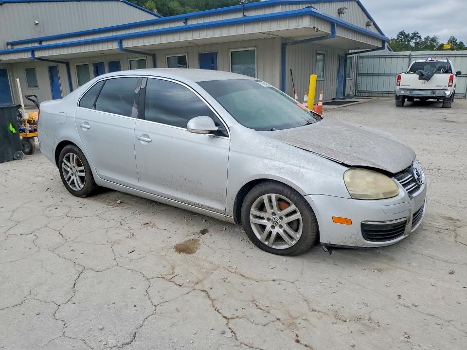 68808466 :رقم المزاد ، 3VWRF71K37M093597 vin ، 2007 Volkswagen Jetta مزاد بيع