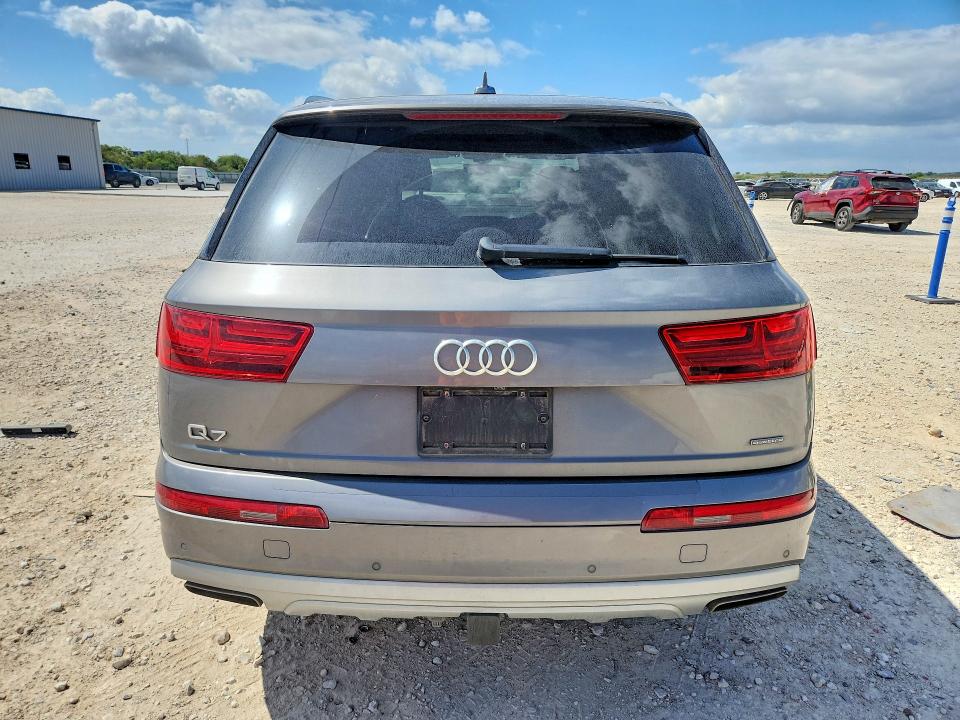 Aukcja sprzedaży 2018 Audi Q7, vin: WA1LHAF73JD006959, numer aukcji: 69814536