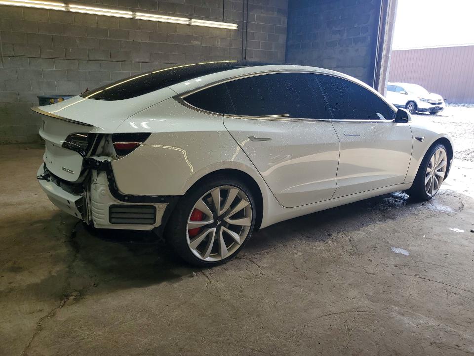 Продажа на аукционе авто 2018 Tesla Model 3, vin: 5YJ3E1EB8JF106570, номер лота: 67054766