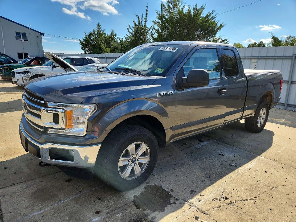 69313696 :رقم المزاد ، 1FTFX1E58JFE34228 vin ، 2018 Ford F150 مزاد بيع