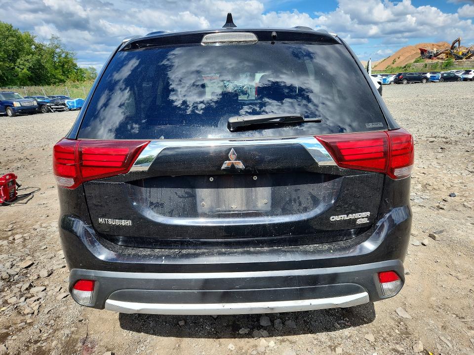 Продажа на аукционе авто 2017 Mitsubishi Outlander, vin: JA4AZ3A39HZ063121, номер лота: 68005886
