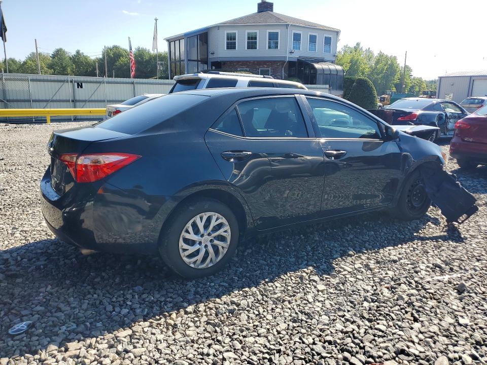 67957906 :رقم المزاد ، 5YFBURHE2HP603356 vin ، 2017 Toyota Corolla مزاد بيع