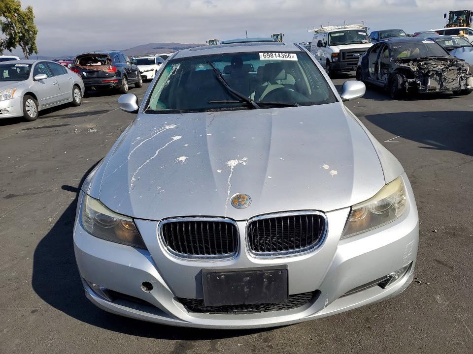 69814366 :رقم المزاد ، WBAPH57539NL79711 vin ، 2009 Bmw 328 مزاد بيع