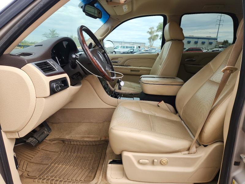 2008 Cadillac Escalade მანქანა იყიდება აუქციონზე, vin: 1GYFK63848R180531, აუქციონის ნომერი: 67208696