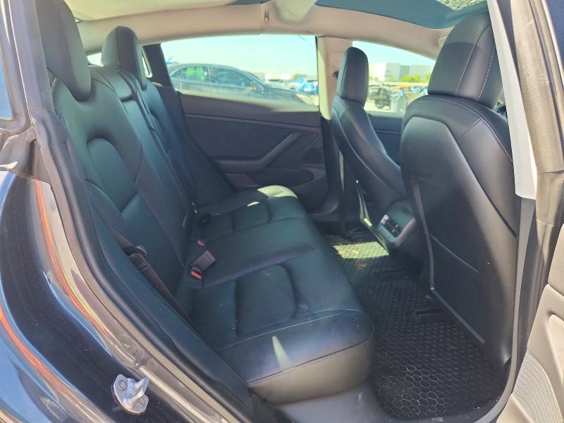 68812486 :رقم المزاد ، 5YJ3E1EA9KF190312 vin ، 2019 Tesla Model 3 مزاد بيع