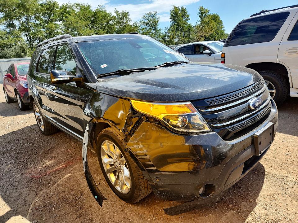 67498676 :رقم المزاد ، 1FM5K8F82FGA01870 vin ، 2015 Ford Explorer مزاد بيع