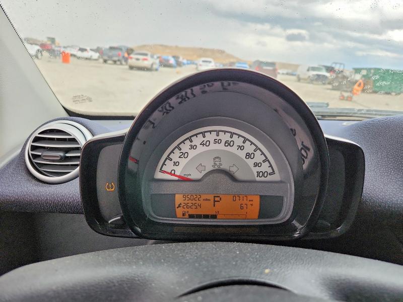 2012 Smart Fortwo მანქანა იყიდება აუქციონზე, vin: WMEEJ3BA7CK561008, აუქციონის ნომერი: 69438596