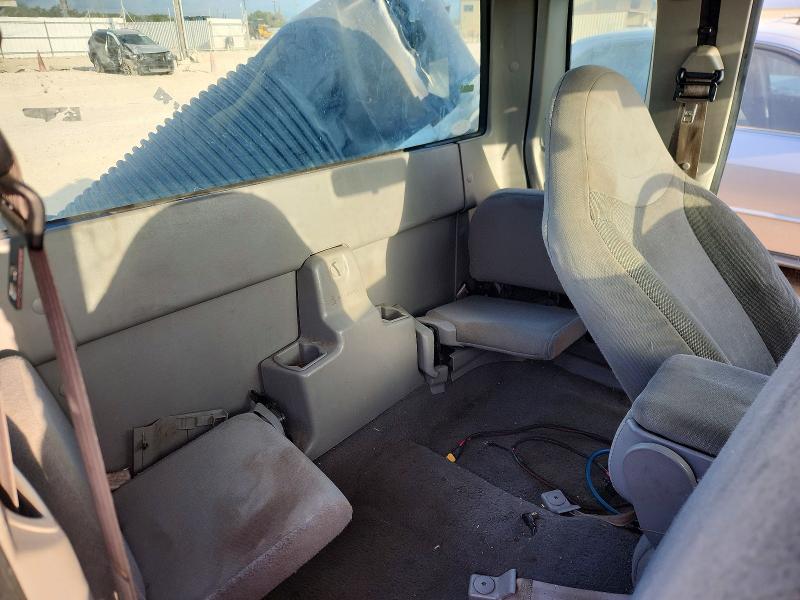 67375426 :رقم المزاد ، 1FTYR14V2YPA31046 vin ، 2000 Ford Ranger مزاد بيع