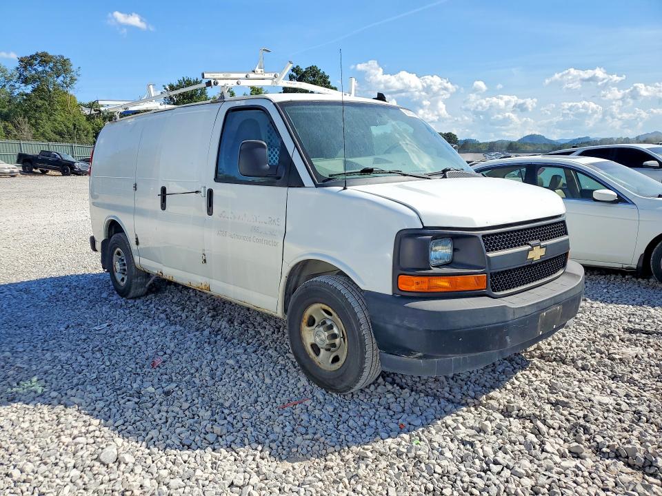 68003966 :رقم المزاد ، 1GCWGAFF7H1351727 vin ، 2017 Chevrolet Express G2500 مزاد بيع