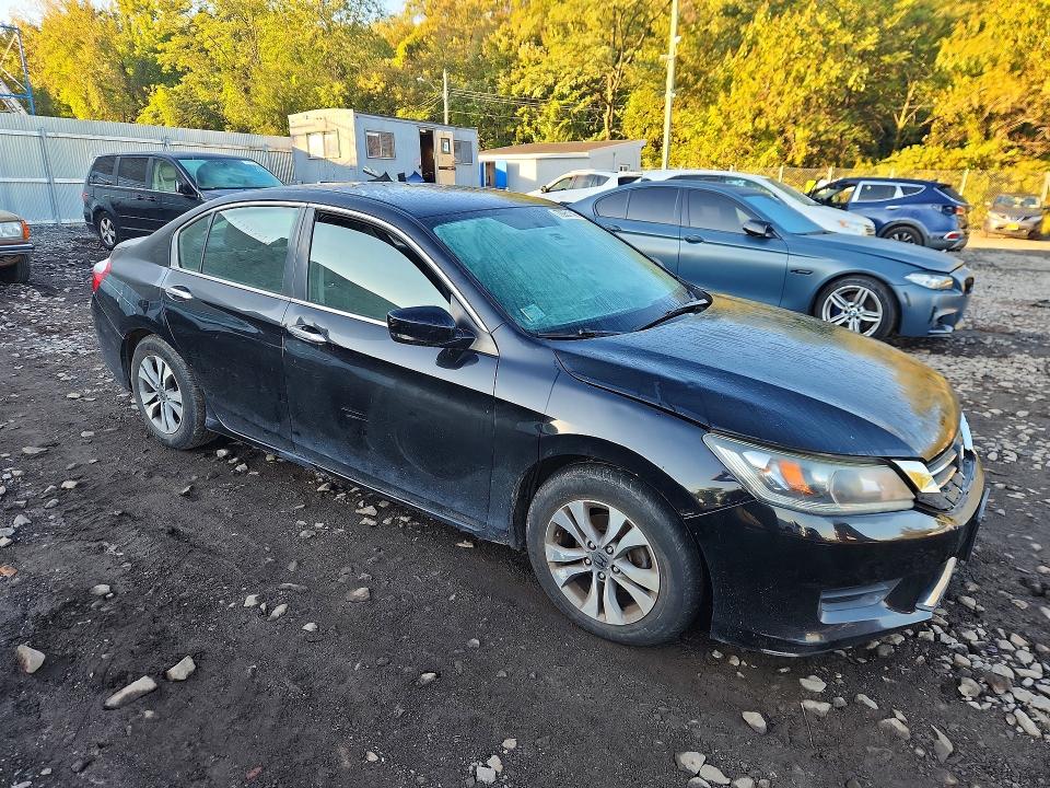 2015 Honda Accord მანქანა იყიდება აუქციონზე, vin: 1HGCR2F33FA197220, აუქციონის ნომერი: 70951746