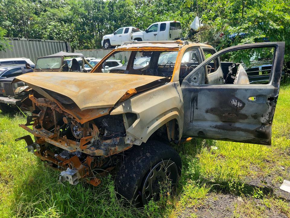 Auction sale of the 2018 Toyota Tacoma, vin: 3TMDZ5BN2JM038244, lot number: 67040306