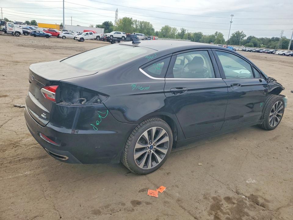 Продажа на аукционе авто 2020 Ford Fusion, vin: 3FA6P0T95LR200155, номер лота: 68366046