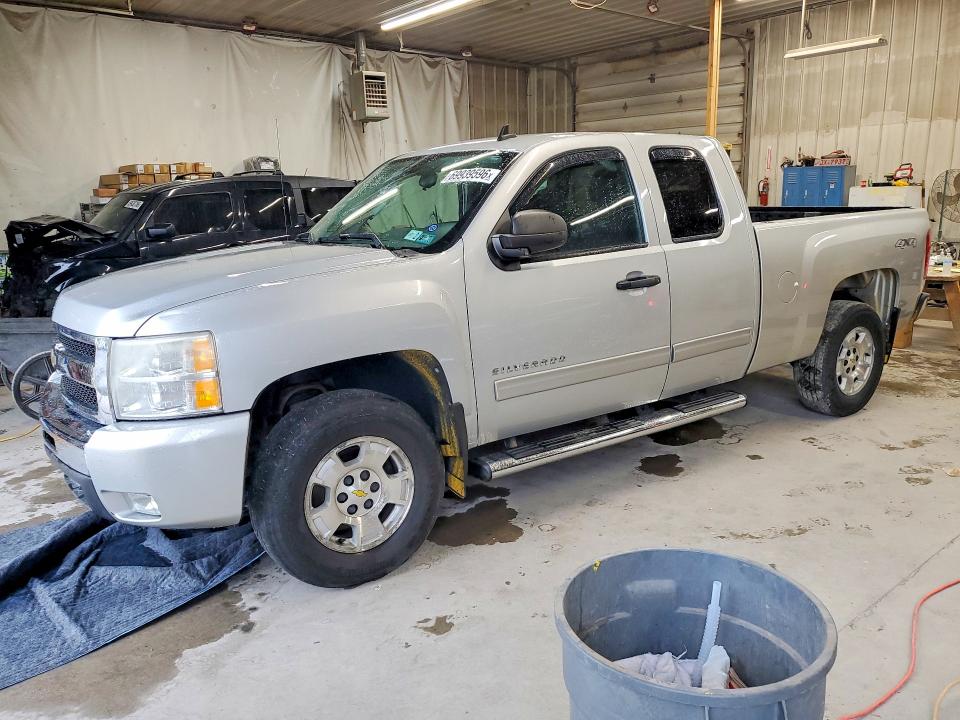 Продажа на аукционе авто 2011 Chevrolet Silverado, vin: 1GCRKSE35BZ223522, номер лота: 70581386
