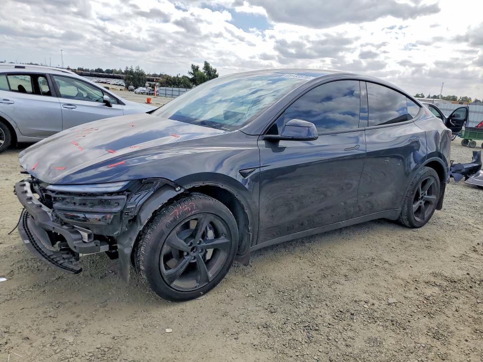 2026 Tesla Model Y მანქანა იყიდება აუქციონზე, vin: 7SAYGDED7TF456300, აუქციონის ნომერი: 69183576