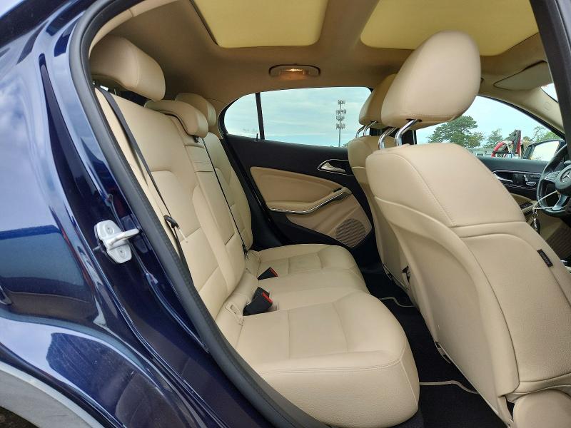 68979146 :رقم المزاد ، WDCTG4GBXJJ459937 vin ، 2018 Mercedes-benz Gla مزاد بيع