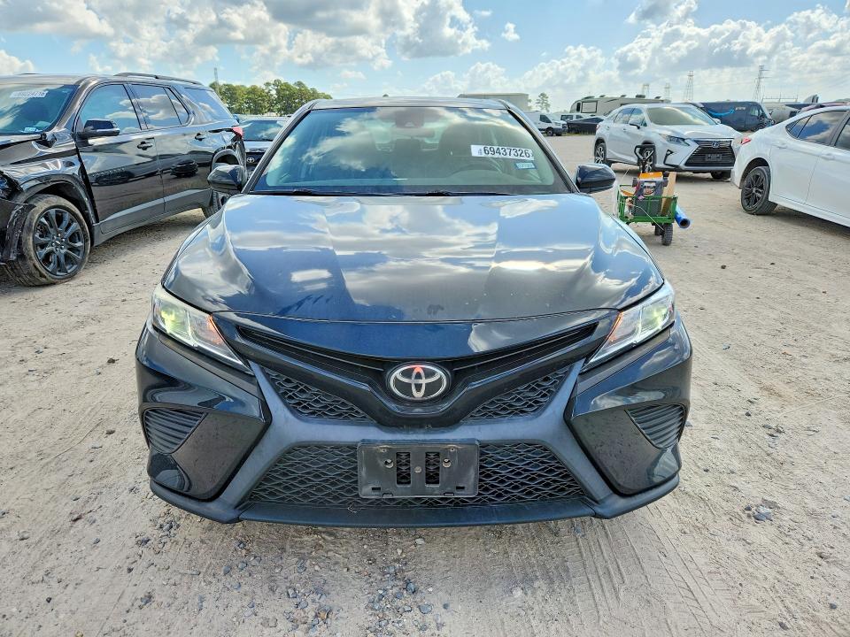 Продаж на аукціоні авто 2020 Toyota Camry, vin: 4T1G11AK5LU300949, номер лоту: 69437326