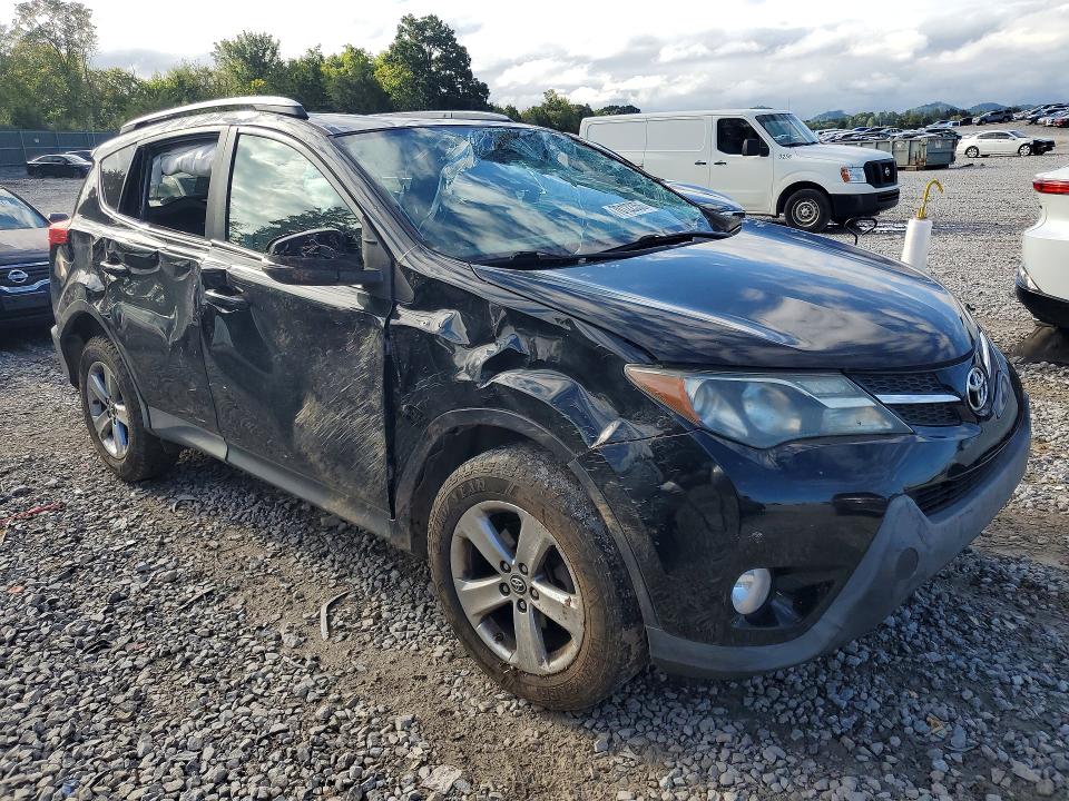 Продаж на аукціоні авто 2015 Toyota Rav4, vin: 2T3RFREV8FW328074, номер лоту: 70122356