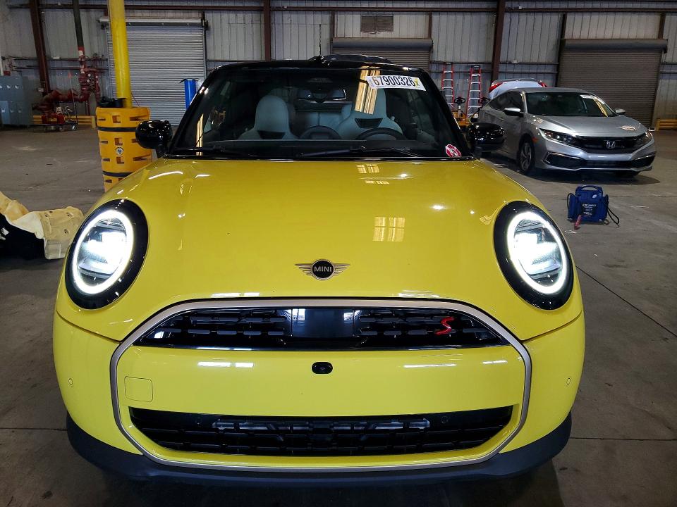 Продажа на аукционе авто 2025 Mini Cooper, vin: WMW23GX02S2X28129, номер лота: 67900326