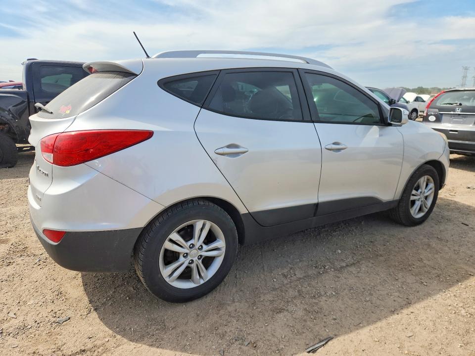2012 Hyundai Tucson მანქანა იყიდება აუქციონზე, vin: KM8JUCAC1CU430213, აუქციონის ნომერი: 67843416