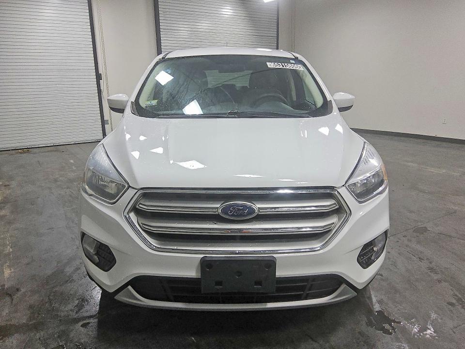 65315806 :رقم المزاد ، 1FMCU9GD6HUB72208 vin ، 2017 Ford Escape مزاد بيع