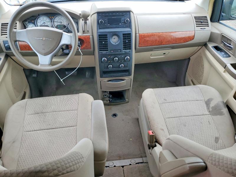 67328076 :رقم المزاد ، 2A8HR44H48R781759 vin ، 2008 Chrysler Town & Country مزاد بيع