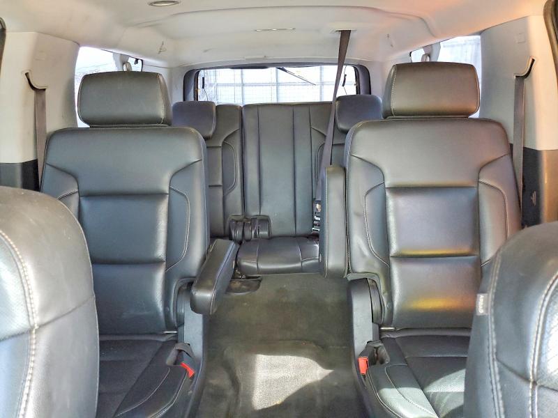 68721566 :رقم المزاد ، 1GNSCKKC0FR523601 vin ، 2015 Chevrolet Suburban مزاد بيع