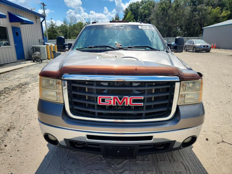 70141166 :رقم المزاد ، 1GTJK33678F174009 vin ، 2008 Gmc Sierra مزاد بيع