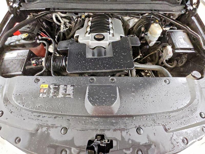 69399416 :رقم المزاد ، 1GYS4UKJ4FR598666 vin ، 2015 Cadillac Escalade مزاد بيع
