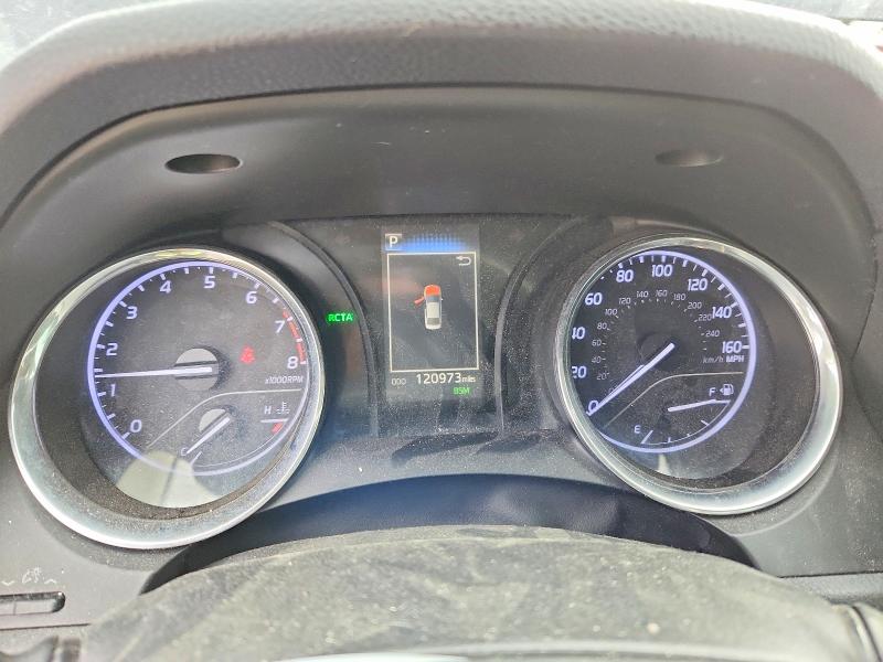 69633456 :رقم المزاد ، 4T1B11HK8KU235030 vin ، 2019 Toyota Camry مزاد بيع