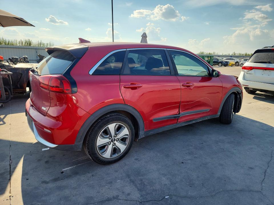 2019 Kia Niro მანქანა იყიდება აუქციონზე, vin: KNDCB3LC7K5266362, აუქციონის ნომერი: 68738506