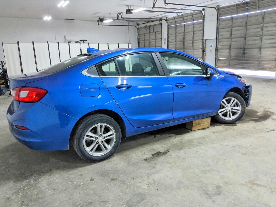 Продаж на аукціоні авто 2018 Chevrolet Cruze, vin: 1G1BE5SM2J7111741, номер лоту: 65229046