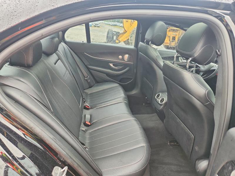 67066186 :رقم المزاد ، WDDZF4KB6HA094036 vin ، 2017 Mercedes-benz E مزاد بيع