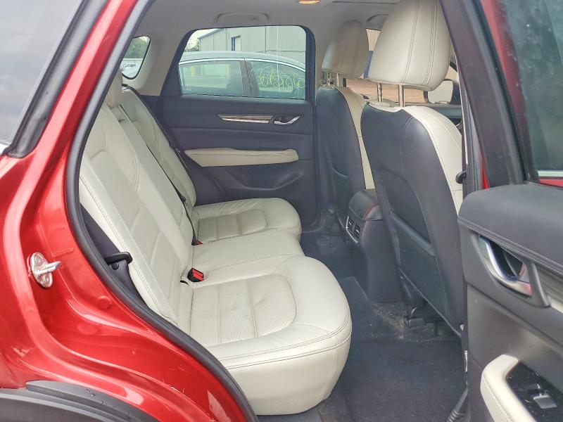 68044926 :رقم المزاد ، JM3KFBDL3H0181394 vin ، 2017 Mazda Cx-5 مزاد بيع