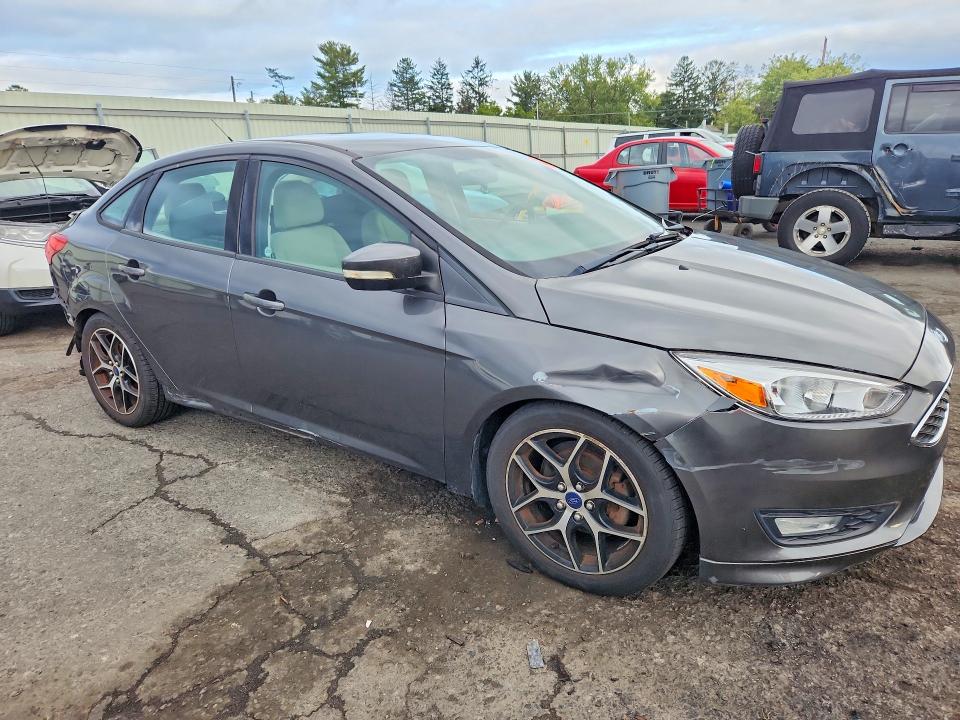2015 Ford Focus მანქანა იყიდება აუქციონზე, vin: 1FADP3F25FL291552, აუქციონის ნომერი: 70286876
