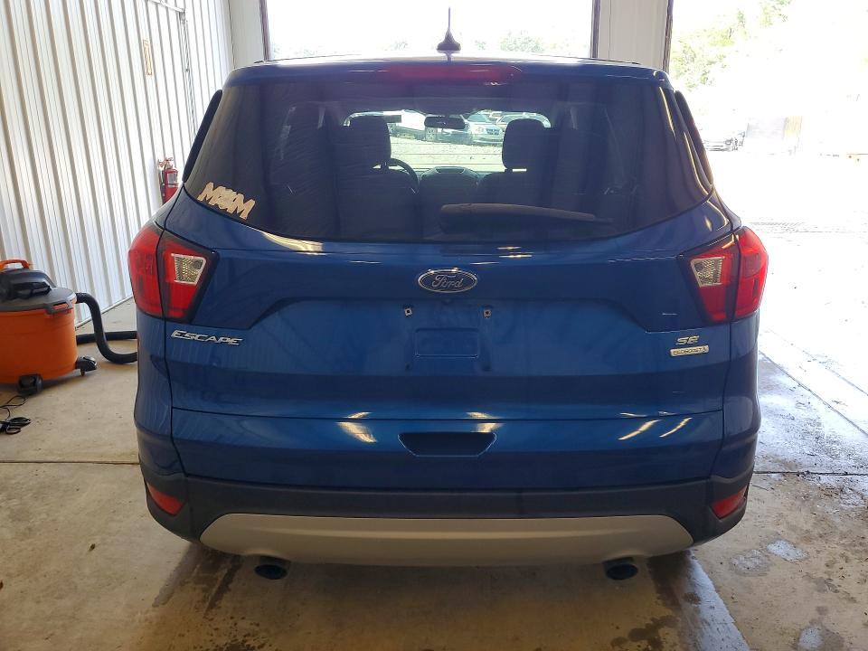 69392096 :رقم المزاد ، 1FMCU0GD7KUA93441 vin ، 2019 Ford Escape مزاد بيع