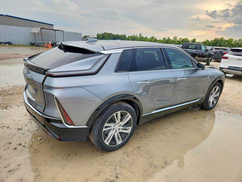 Продажа на аукционе авто 2024 Cadillac Lyriq, vin: 1GYKPMRK5RZ104003, номер лота: 68192436