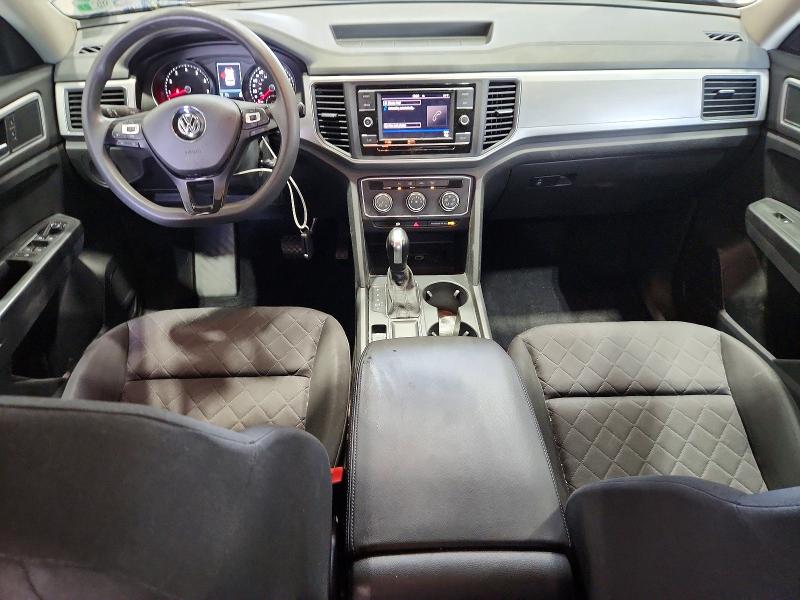 2018 Volkswagen Atlas მანქანა იყიდება აუქციონზე, vin: 1V2AR2CAXJC527133, აუქციონის ნომერი: 68818906