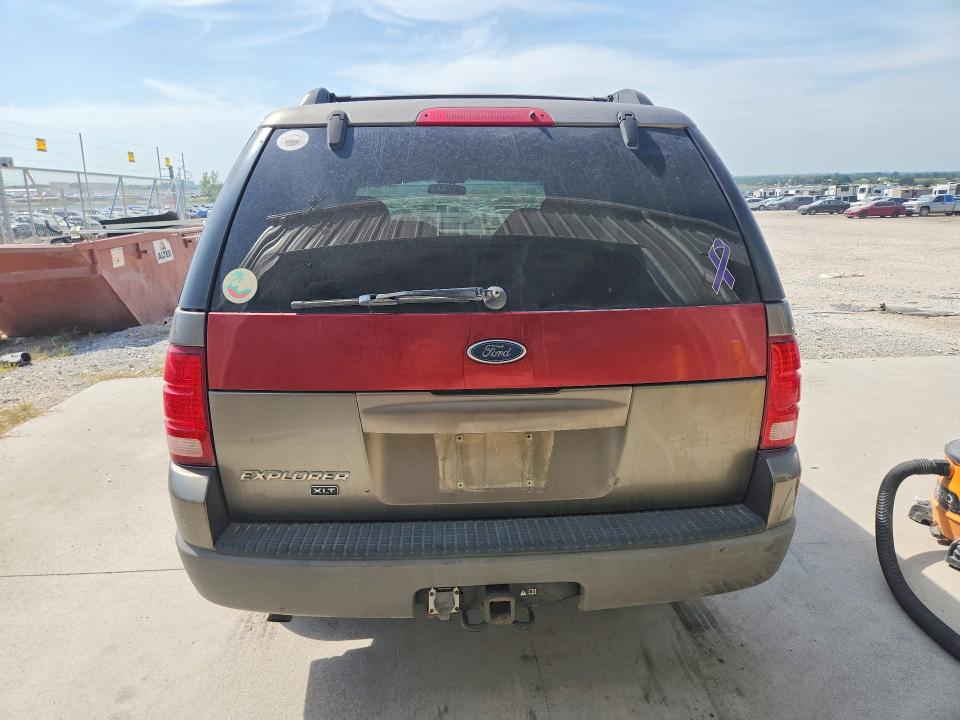 Продажа на аукционе авто 2002 Ford Explorer, vin: 1FMZU73E82ZB62240, номер лота: 67824756