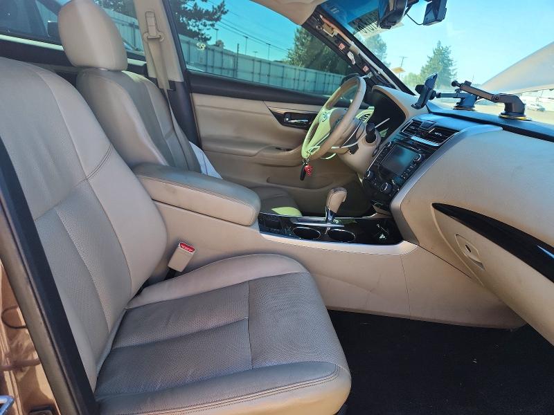 2015 Nissan Altima მანქანა იყიდება აუქციონზე, vin: 1N4BL3AP7FC162038, აუქციონის ნომერი: 70541876