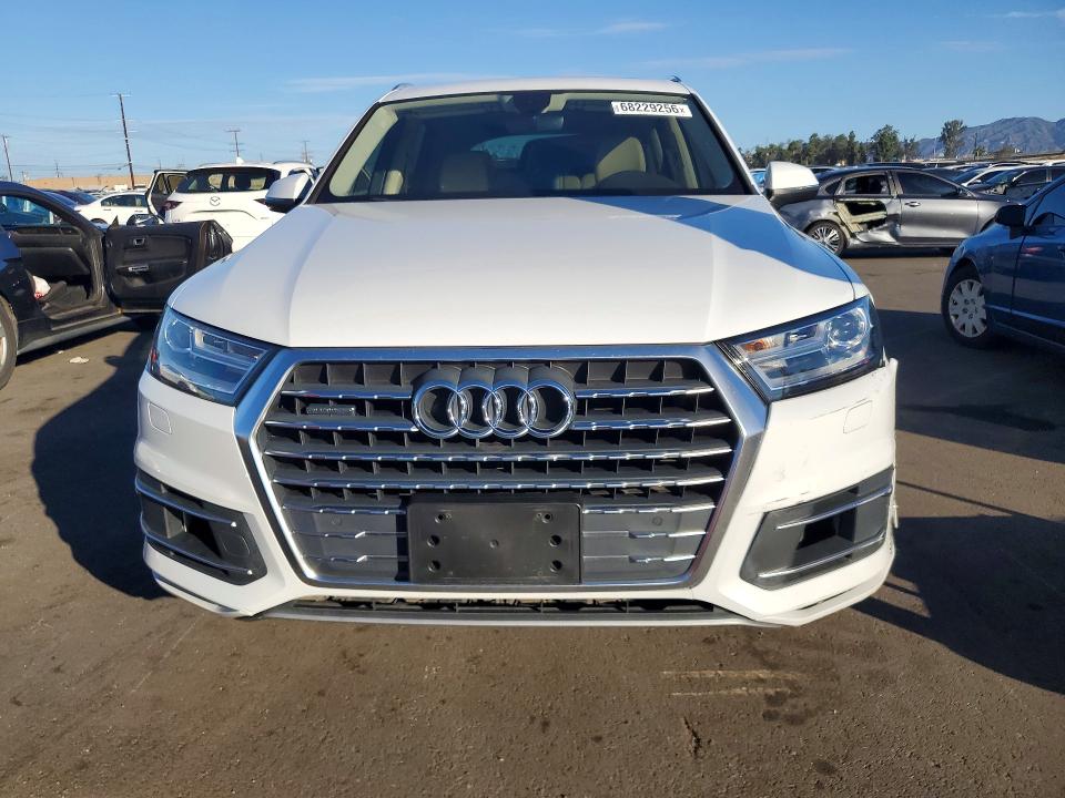Продажа на аукционе авто 2018 Audi Q7, vin: WA1AAAF76JD012072, номер лота: 68229256