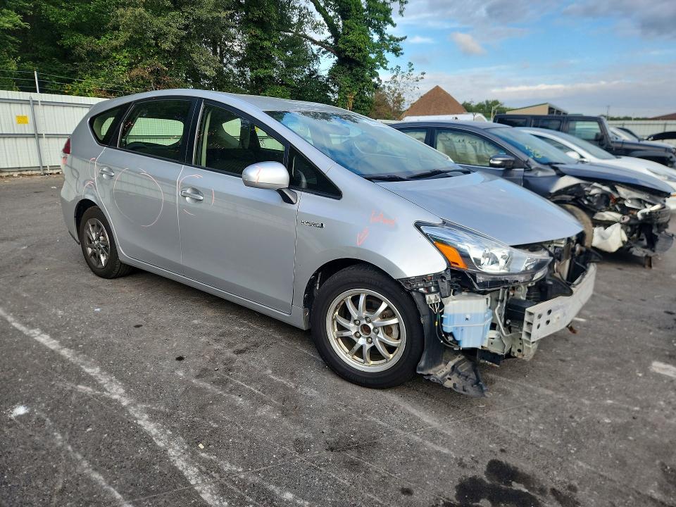 69364456 :رقم المزاد ، JTDZN3EUXHJ065868 vin ، 2017 Toyota Prius V مزاد بيع