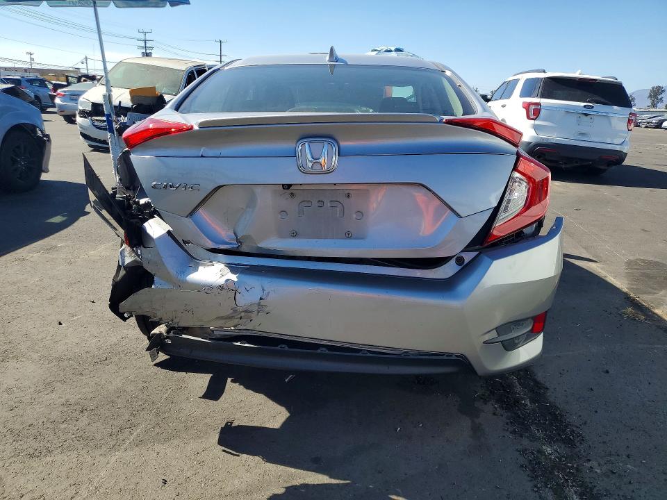Aukcja sprzedaży 2018 Honda Civic, vin: JHMFC1F30JX041826, numer aukcji: 68049566